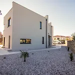 Luxurious In Krk With Sauna *