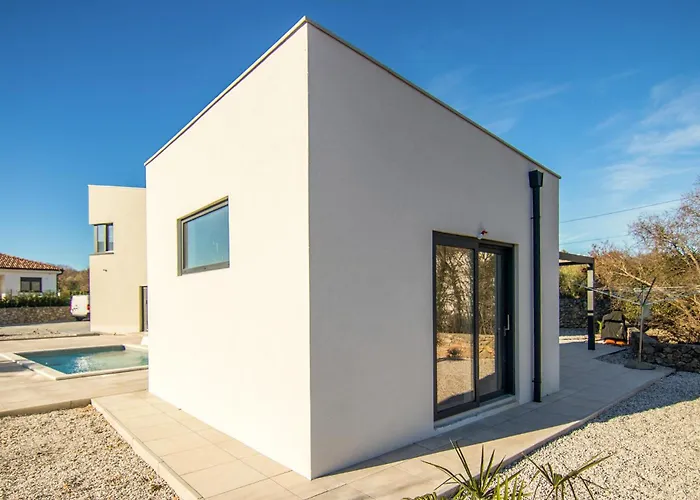 In Krk With Sauna Дом отдыха Крк