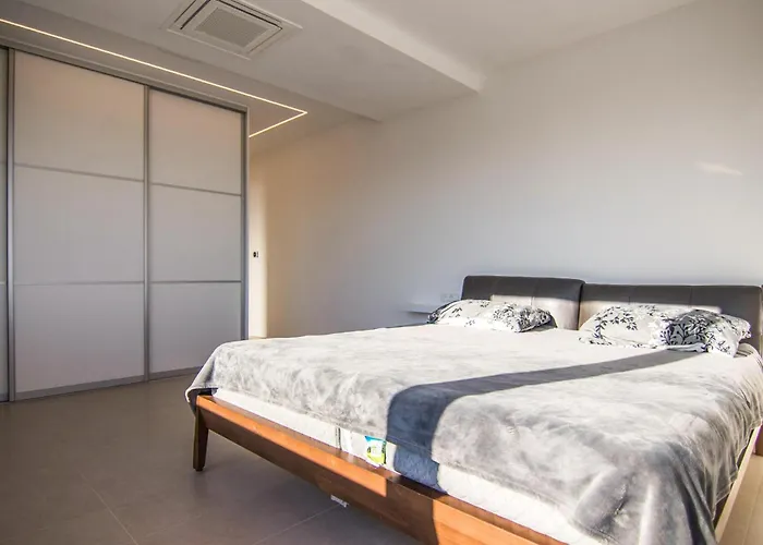 Casa vacanze In Krk With Sauna Krk Town