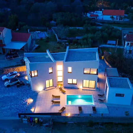 Beautiful Home In Krk With Sauna